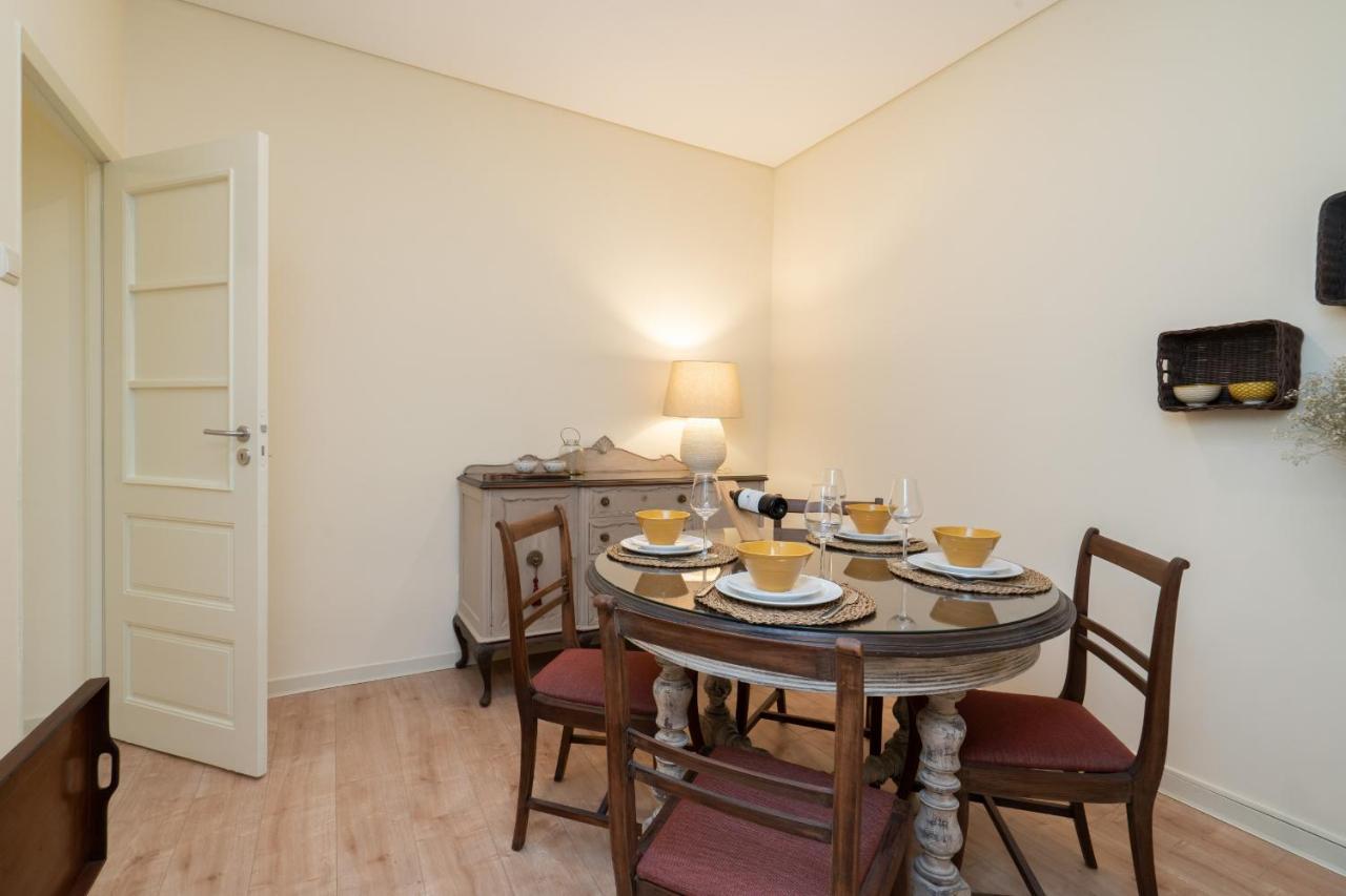 Апартаменты Gaya Avenue Flats - Elegant Contemporary Flats With Balcony Вила-Нова-ди-Гая Экстерьер фото